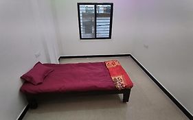 Bhatia Guest House